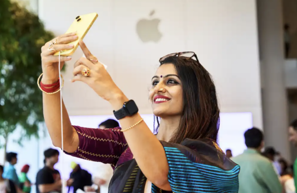 In 10 Years, India Becomes World's 3rd Largest Mobile Exporter